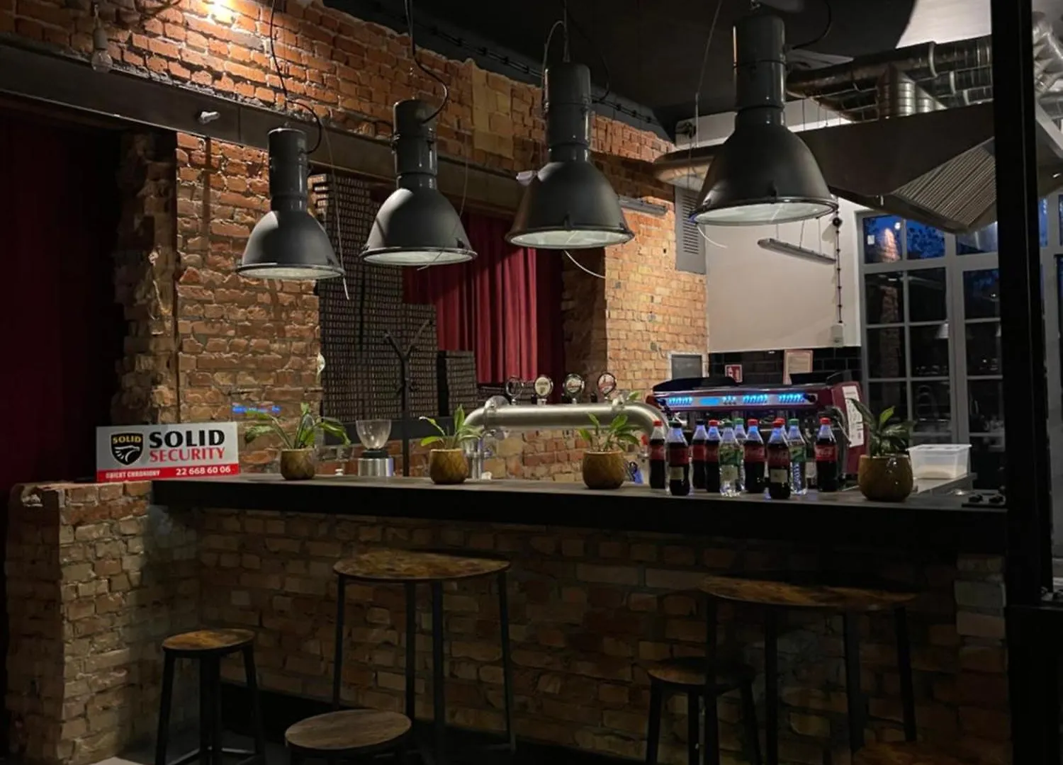 بيت شباب Loft Car Factory وارسو