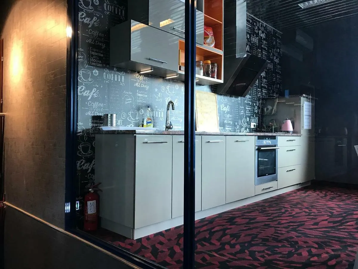 بيت شباب Loft Car Factory وارسو 0*,